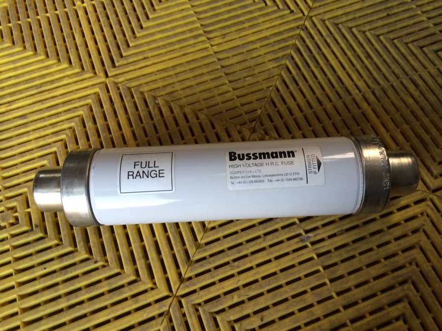 Eaton Magnefix MD4 KKT Ring Main Unit beveiliging | LV Trading B.V.
