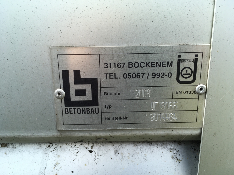 1000 kVA Betonbau UF3066 betreedbaar station vv Siemens 3AE1163 MS-schakelaar