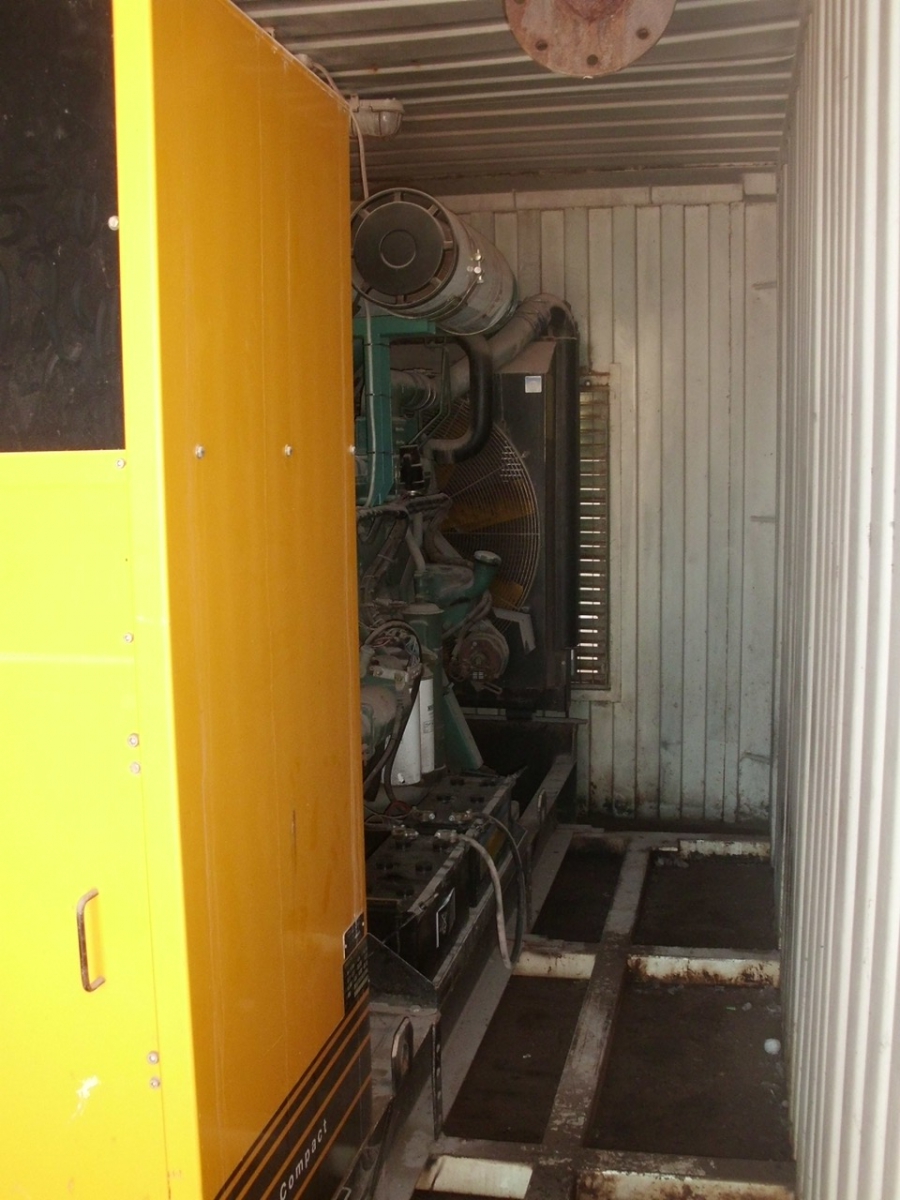 360 kVA SDMO diesel generator met Volvo motor