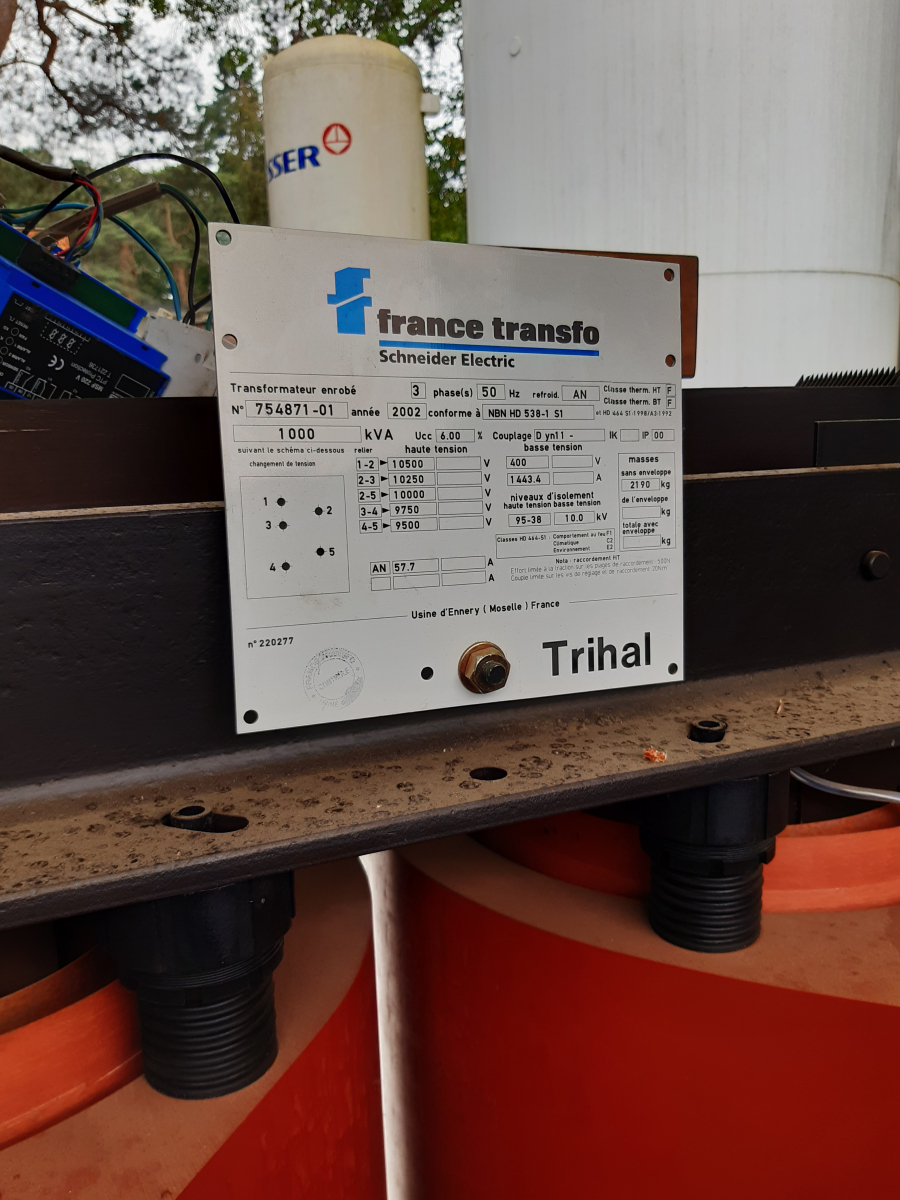 2x 1000 kVA 10 kV / 400 Volt France Transfo droge transformator 2002